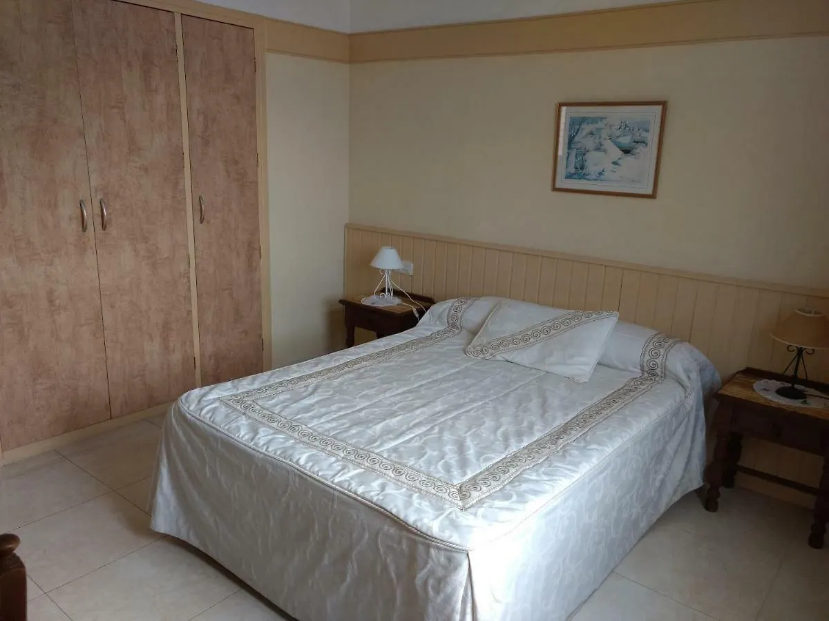 First Line Costa Del Sol Beach Suites Fuengirola Appartement
